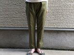 ♥カーキ♥『渋くてクール』細見え・テーパードパンツ