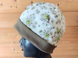 小花柄ニットのリバーシブルケア帽子 [size56]＊グリーン系×オリーブグリーン