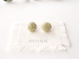 「tiny/light」pierced earrings-05 アンティークビーズ手刺繍ピアスの画像