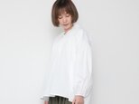 Powa blouse / whiteの画像