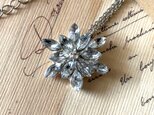ネックレス　ラインストーンの雪の結晶カボション　シルバー　大きめ　透明　クリア　冬　クリスマス　スノーフレークのコピー