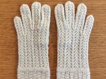 ウールのレース手袋〜エストニアのレースパターンから