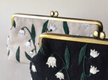 スノーフレーク　刺繍　がま口　ポーチ　生成りの画像