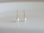 パールとゴールドのピアス K10の画像
