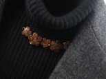 【ブロンザイト】の花びらブローチ