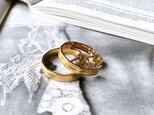 Y1072-ヴィンテージイヤリング U.S.A. 1980s Gold Tone Textured Hoop Earringsの画像