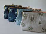 【エクリュ】ビーズ　刺繍　小花　がま口　ポーチ