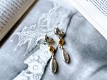 YM153-【 Monet 】モネ・ヴィンテージイヤリング Silver Tone Gold Tone Drop Shapeの画像