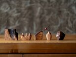 私のブローチ　「花を連れる」の画像