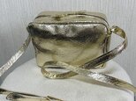 キラキラプラチナゴールドレザーショルダーバッグ・ｍサイズ