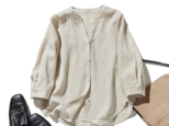 着るほどに味わい深い フランスリネン こだわりVネックシャツ 　生成色 250421-1