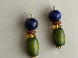 送料無料 ウッドビーズピアス ウッドビーズネイビー グリーン チェコビーズの個性派ピアス
