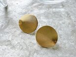Y1126-ヴィンテージイヤリング U.S.A. PAT.NO Gold Tone Radial Texture Roundの画像