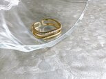 R397-ヴィンテージリング U.S.A. Gold Tone Rhinestone Square Double Ringの画像