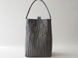 tulip applique one-handle bag
