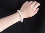 White Magnesite × Hematite Bracelet／ホワイトマグネサイト×ヘマタイト ブレスレット