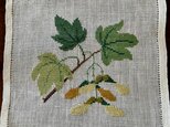 刺繍ミニクロス楓と種