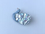 "minamo"  水面を映すきらめく鳥さん刺繍ブローチ
