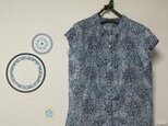 【再販】毎日着られる大人服　フレンチスリーブブラウス　リバティタナローン　ブルー系