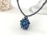 クリスタルガラス モチーフ ネックレス 青 ブルー ビーズ スワロフスキー シンプル