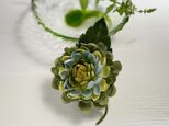 布花　髪飾りにも使えるダリアのコサージュ。2wayタイプ。