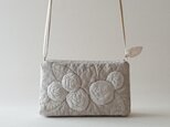 rose applique linen pochette [natural]