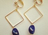 tetragon♢lapis lazuli earringの画像