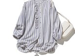 清楚で上品な印象!フリルデザインが可愛いミッドレングスシャツ ストライプ シャツ 青*オフホワイト 250908-2