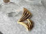 SCM46-【 MONET 】モネ・ヴィンテージブローチ 1980s Gold Tone Fan Openwork