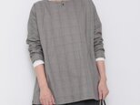 SALE   Gender-free tops / lightgray checked pattern