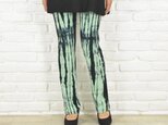 【大きいサイズ】驚きの穿き心地！ユニークなタイダイ柄ストレートストレッチロングパンツ　グリーン＆ブラック