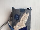窓とボアうさぎのショルダーバッグ