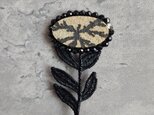 黒リボンのマグネットブローチ