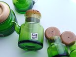 日本製　グリーンの薄はりガラス　キッチンウェア　調味料入れ　５点セット　昭和レトロ 　 花瓶　インテリア　オブジェ