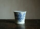 線描きで素敵◆素敵な形状。伊万里 花蝶文線描き染付蕎麦猪口 骨董/antiques 江戸末期 個体A