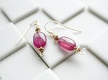 果実ルビーのちょこっとエスニックピアス