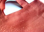 和布のバッグ　地紋が綺麗な明るいバッグの画像