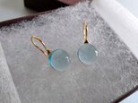 送料無料【受注制作】ガラスのしずくピアス アクアブルー 金具はシルバーとゴールドの2タイプ