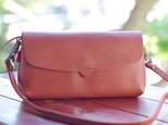 柔らかレザーポーチウォレット
