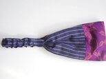 着物リメイク　ヘアバンド　紺チェック＋紫花柄の画像