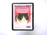 ギニア｢猫」切手ブローチ 379の画像