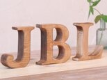 木製　アルファベットオブジェ（アンティークウッド）大文字１文字の画像