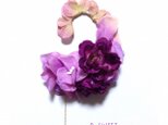 紫陽花とローズのイヤーフックB (パープル)左耳用の画像