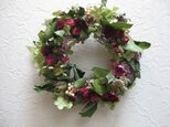 アナベルとピンクの花のリース