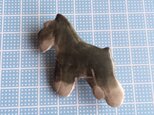 シュナウザーのブローチ