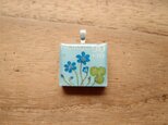 ノルウェーの切手を使ったスクラブルタイルペンダント