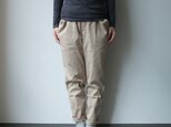 loose pants (beige)の画像