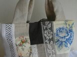 アンティークレースと青い薔薇ふっくらパッチワークトート