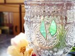 M様オーダー リーフピアス~淡いみどり~の画像