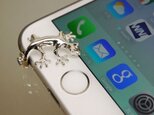 iphoneシリーズ対応　ゲッコーのイヤホンジャックアクセサリーの画像